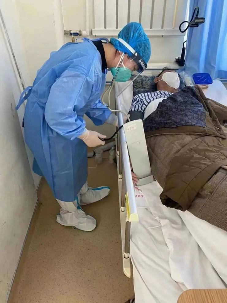 人民醫(yī)院為人民，市二院舉全院之力保障醫(yī)療救治，牢守生命防線！(圖4)